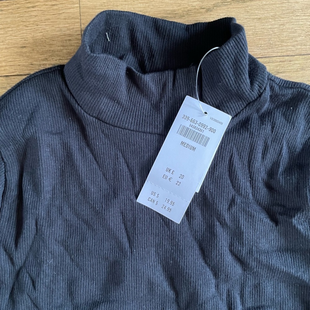 Hollister black long sleeve